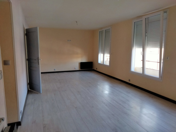 Offres de location Appartement Grandvilliers 60210